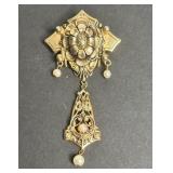 VICTORIAN SIGNED BROOCH