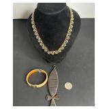 VINTAGE NECKLACE WIRE CROSS BRACELET