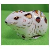 U - ROYAL CROWN DERBY COLLECTOR'S GUILD FIGURINE