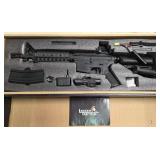 11 - LANCER TACTICAL LT-7002 AIRSOFT RIFLE KIT