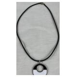 443 - STERLING SILVER PENDANT NECKLACE (J51)