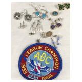 443 - MIXED LOT OF EARRINGS & PATCH (J73)