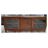 11 - ETHAN ALLEN SIDEBOARD / ENTERTAINMENT CONSOLE