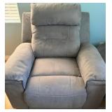 503 - UPHOLSTERY RECLINER