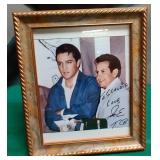 537 - FRAMED SIGNED PHOTOGRAPH 10X12 (N28)