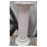11 - DISPLAY PEDESTAL 29"T (F4)