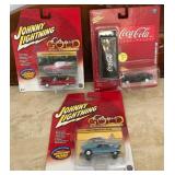 310 - JOHNNY LIGHTNING COLLECTIBLE CARS (A65)