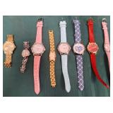 11 - LOT OF 8 WATCHES (F213)