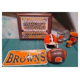 11 - CLEVELAND BROWNS COLLECTIBLES (F175)