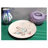 537 -  ASIAN STYLE CERAMIC DECOR PIECES