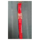 11 - GUCCI WATCH (F217)