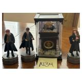 503 - LOT OF HARRY POTTER COLLECTIBLES (N34)