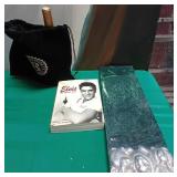 537 - LOT OF COLLECTIBLES (N61)