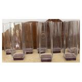 310 - LOT OF 8 SQUARE BASE VINTAGE GLASSES (A31)