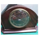 537 - VINTAGE PLUG IN CLOCK (N24)