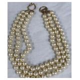 313 - VINTAGE PEARL NECKLACE (A29)