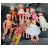 11 - LOT OF VINTAGE DOLLS (N97)