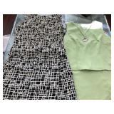 310 - LOT OF TWO WOMENS DRESSES SIZE 12&14 (A49)