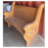 11 - VINTAGE WOOD BENCH
