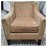 11 - UPHOLSTERED ARM CHAIR (F5)