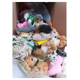 11 - MIXED LOT OF PLUSH TOYS (F98)
