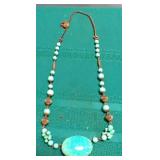 537 - COSTUME NECKLACE (N32)