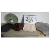 N2 - PLACEMATS, CHARGER PLATES (K45)