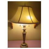 J2 - TABLE LAMP WITH SHADE (L64)