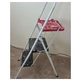J2 - STEP LADDER (M47)