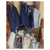 J2 - MIXED LOT OF CLOTHING (R38)