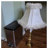 J2 - TABLE LAMP WITH SHADE, WASTE CAN (R20)