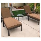 J3 - PAIR OF PATIO LOUNGE CHAIRS, SIDE TABLE