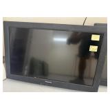 J3 - PANASONIC 32' TV (NO REMOTE (C61)