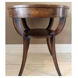 J3 - VINTAGE FRENCH REGENCY-STYLE SIDE TABLE (L21)