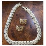 J3 - COSTUME JEWELRY NECKLACE & EARRING SET (A73)