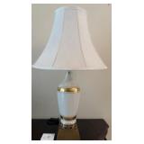 J3 - TABLE LAMP WITH SHADE (L10)