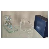 O - CRYSTAL BOOKEND & PAPERWEIGHT (L133)