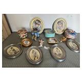 O - MIXED LOT OF COLLECTIBLES (G125)