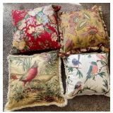 O - 4 ACCENT PILLOWS (N17)