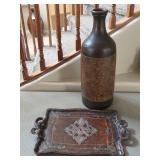 O - DECORATIVE BOTTLE VASE &  TRAY (L123)