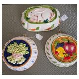O - 3 PIECES VINTAGE CERAMIC MOLD WALL DECOR(E22)