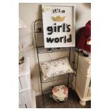 O - DISPLAY SHELF, GIRL