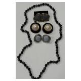 LOT OF COSTUME JEWELRY (A48)