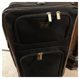 N1 - CHAPS BLACK ROLLING LUGGAGE SUITCASE