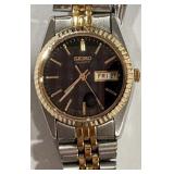 SEIKO TWOTONE LADIES WATCH (A8)