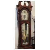 N1 - VINTAGE WOODEN GRANDFATHER CLOCK (H33)