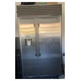 N1 - SUB-ZERO STAINLESS STEEL REFRIGERATOR