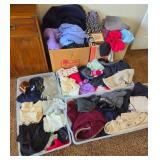 J1 - MIXED LOT OF CLOTHING (M17)
