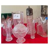 J1 - LOT OF VINTAGE VASES, LIDDED JAR (K16)