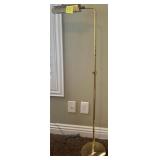J1 - BRASS-TONE FLOOR LAMP (R8)